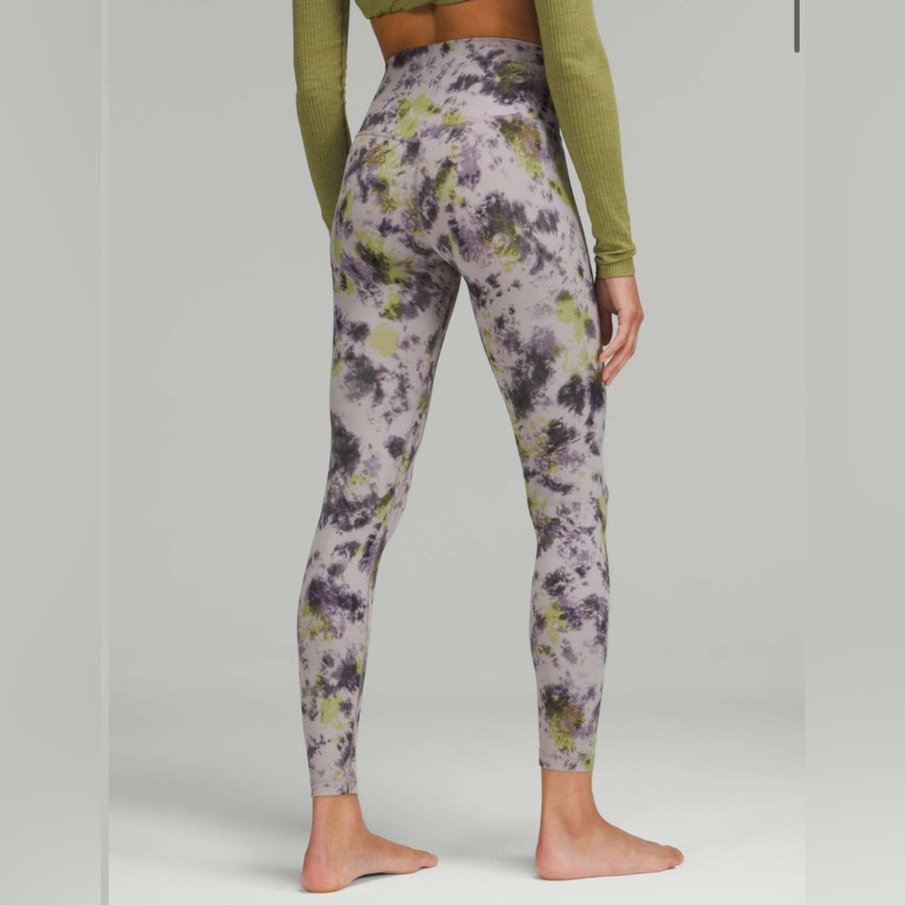 Lululemon Align High-Rise Pant 28"
Radial Tie Dye Mauve Grey Multi SZ 6